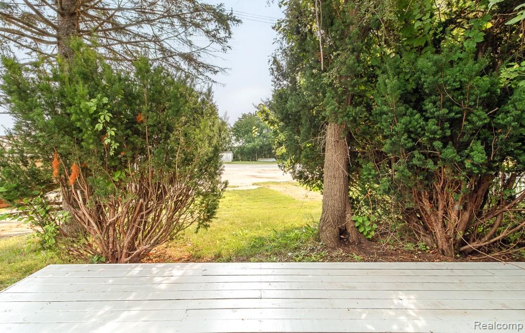 2510 Lakeside Drive Property Photo 21