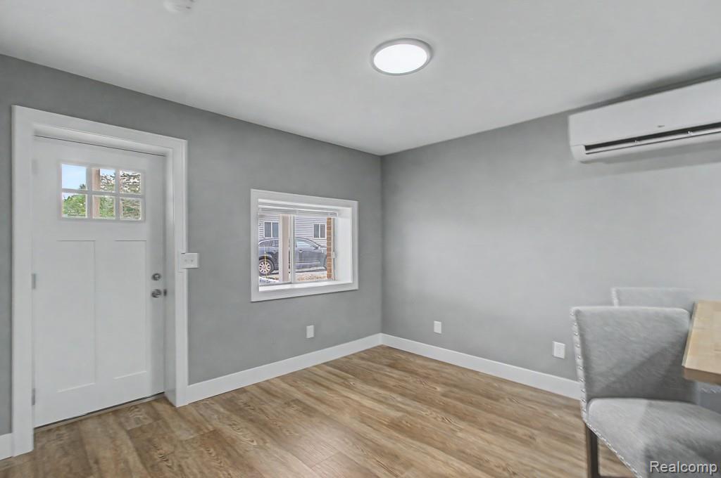 2510 Lakeside Drive Property Photo 25