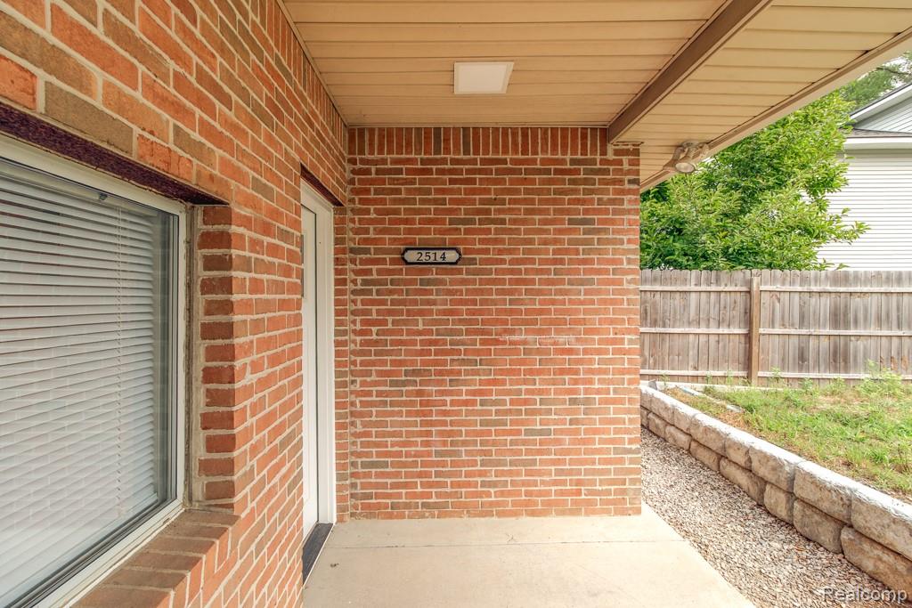 2510 Lakeside Drive Property Photo 36