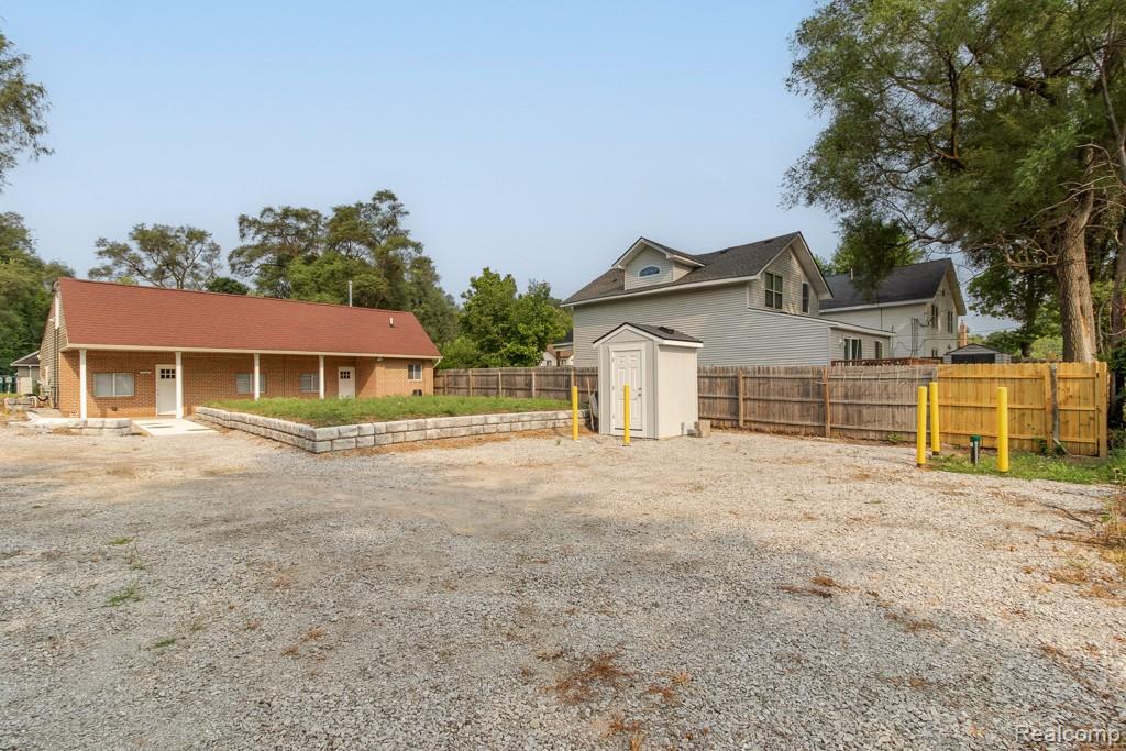 2510 Lakeside Drive Property Photo 51