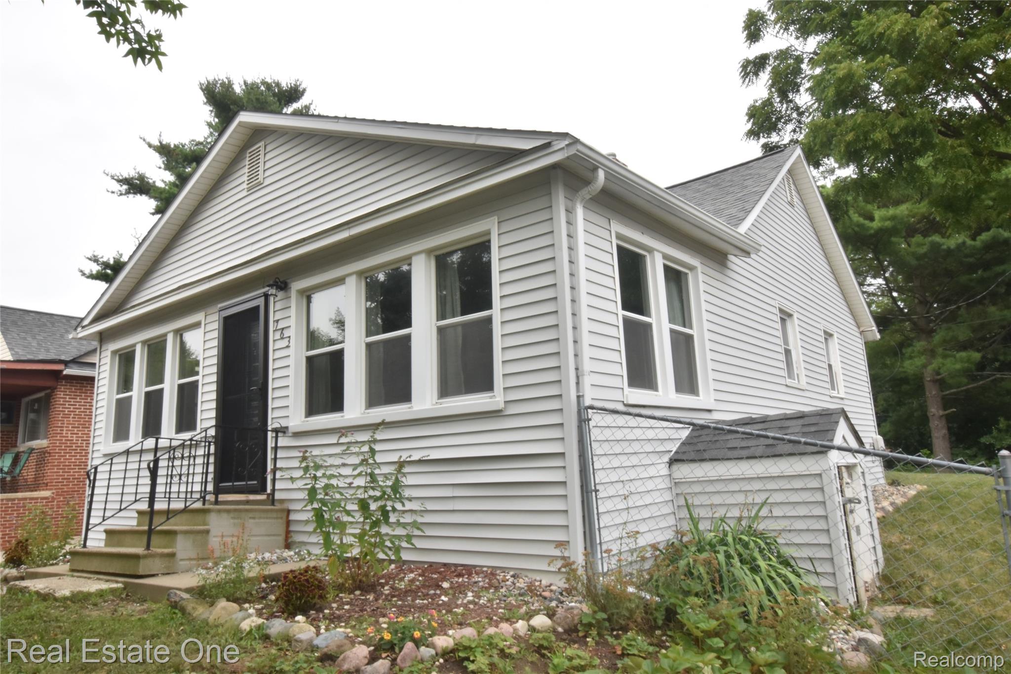 763 S Winding Drive Property Photo 2