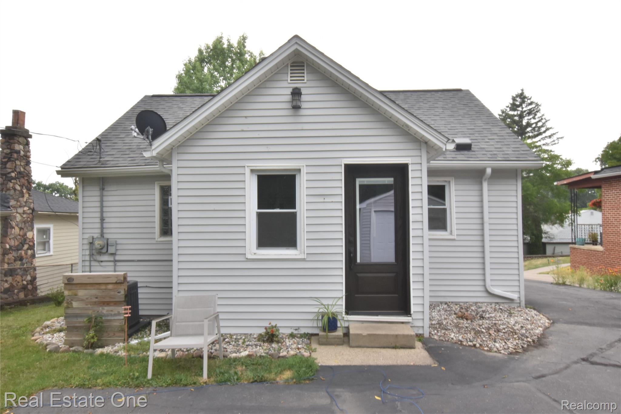 763 S Winding Drive Property Photo 3
