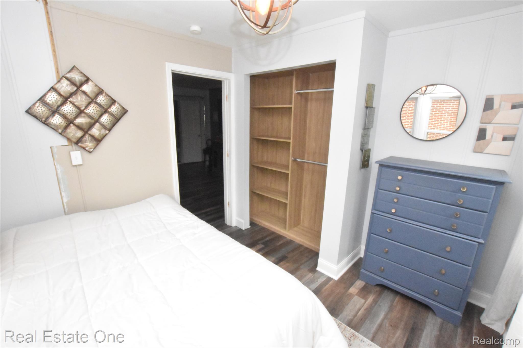 763 S Winding Drive Property Photo 10