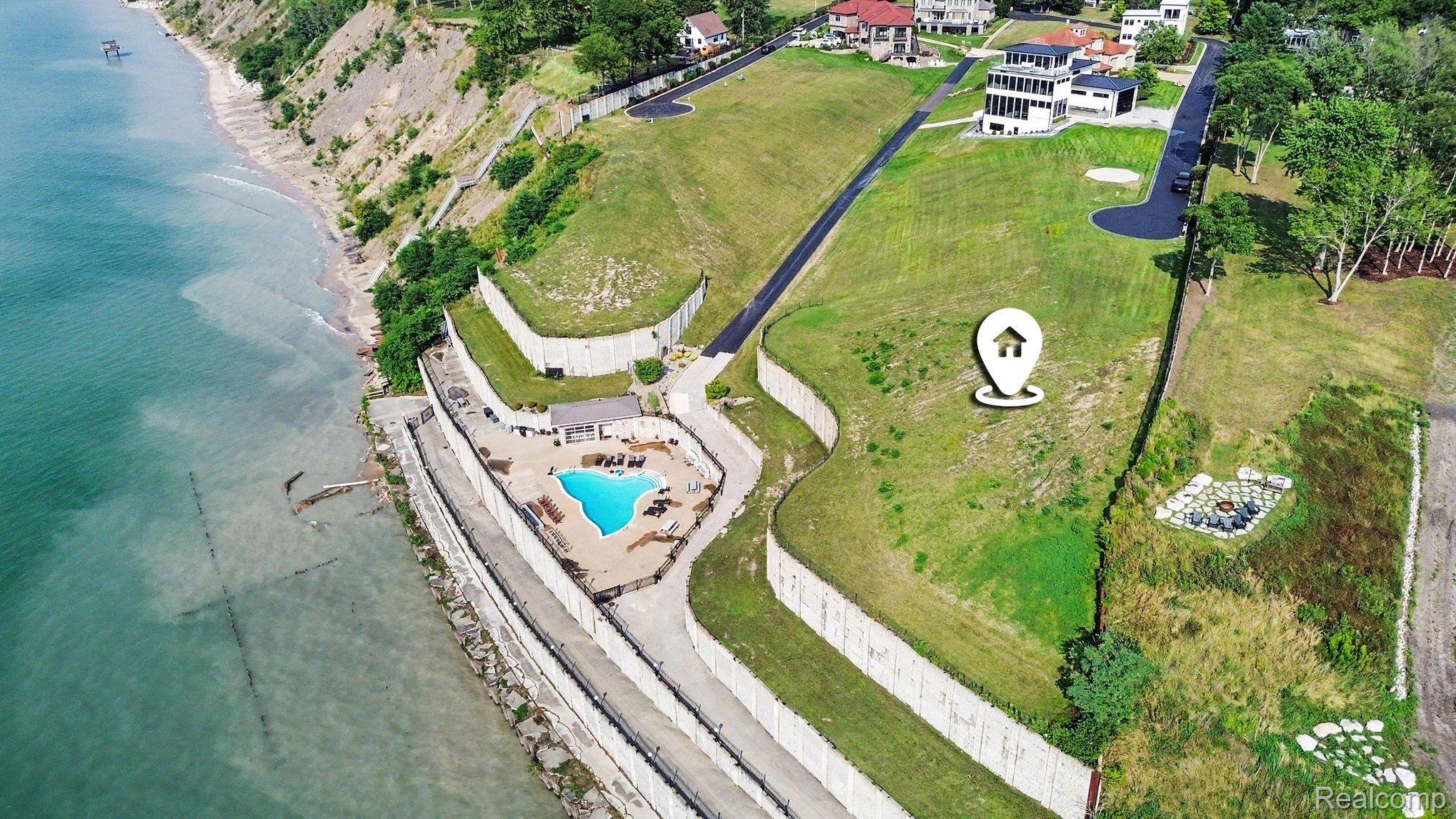 603 Sul Lago Property Photo 4