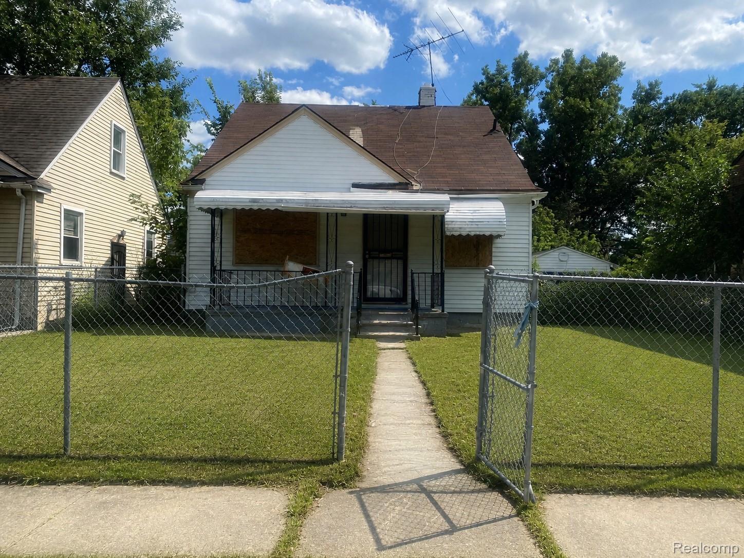 20725 Tireman Street Property Photo 1