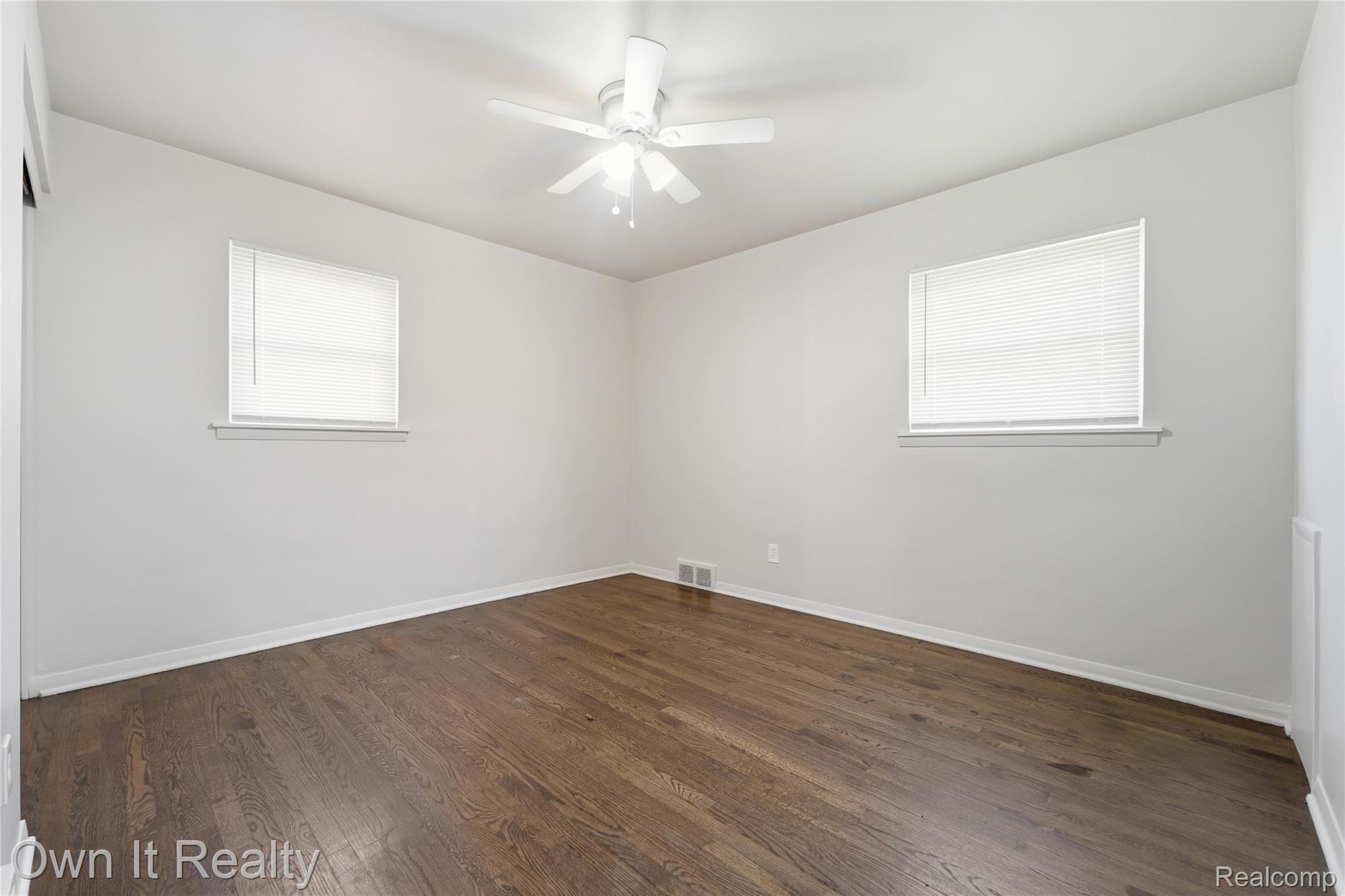 24985 Mabray Avenue Property Photo 7