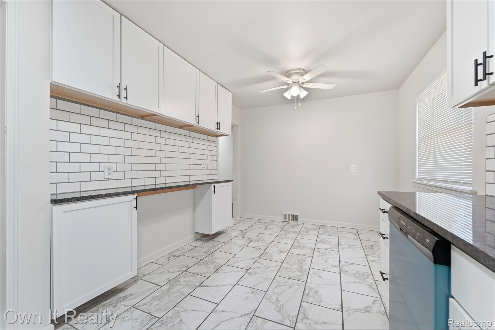 24985 Mabray Avenue Property Photo 20