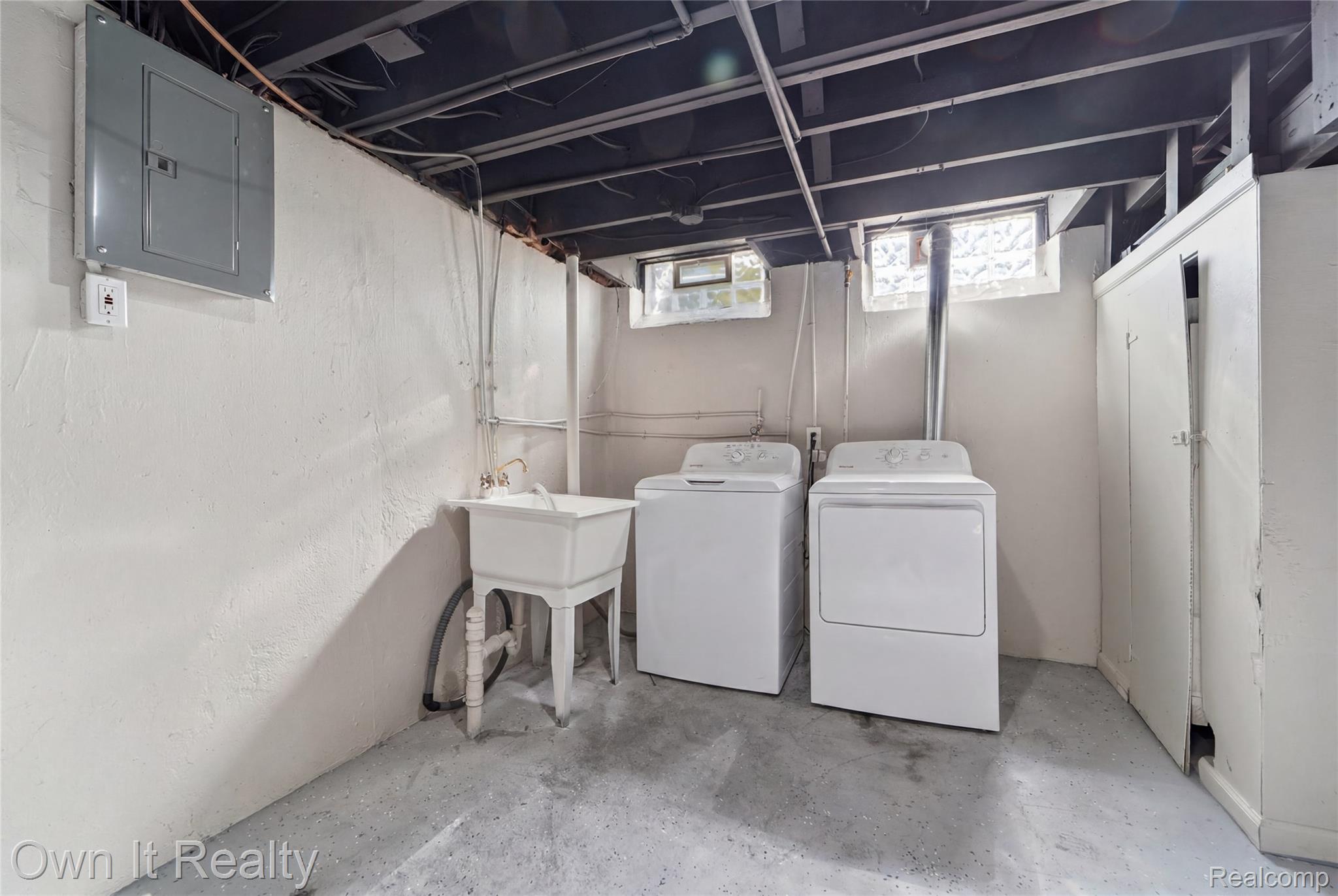 24985 Mabray Avenue Property Photo 21