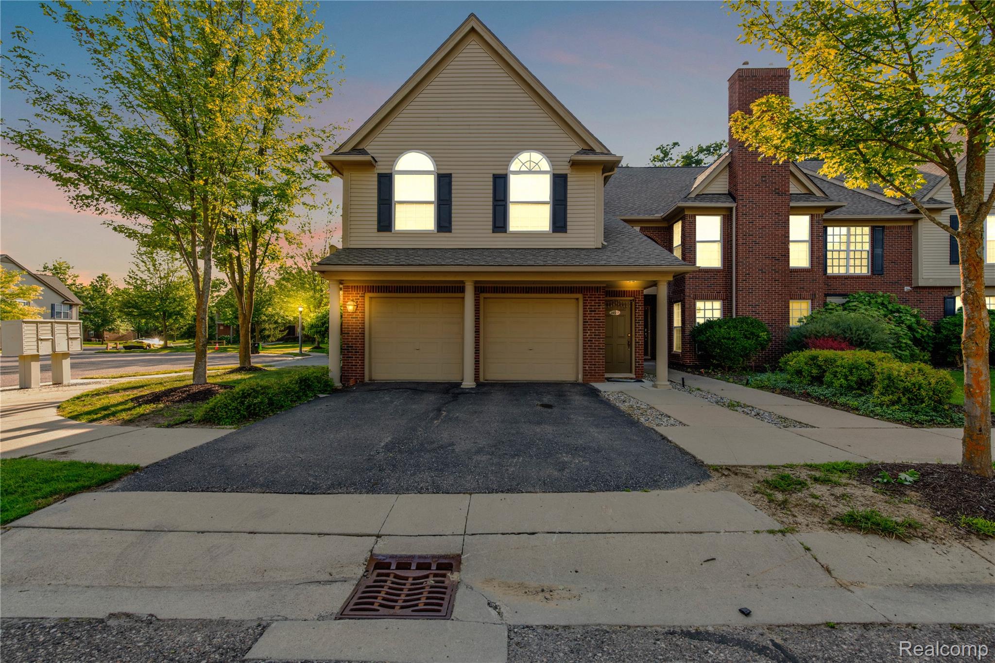 28553 Carlton Way Drive Property Photo 1