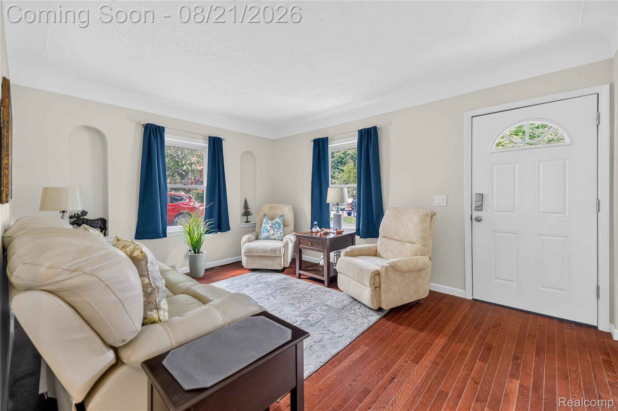 25478 6th Street Property Photo 5