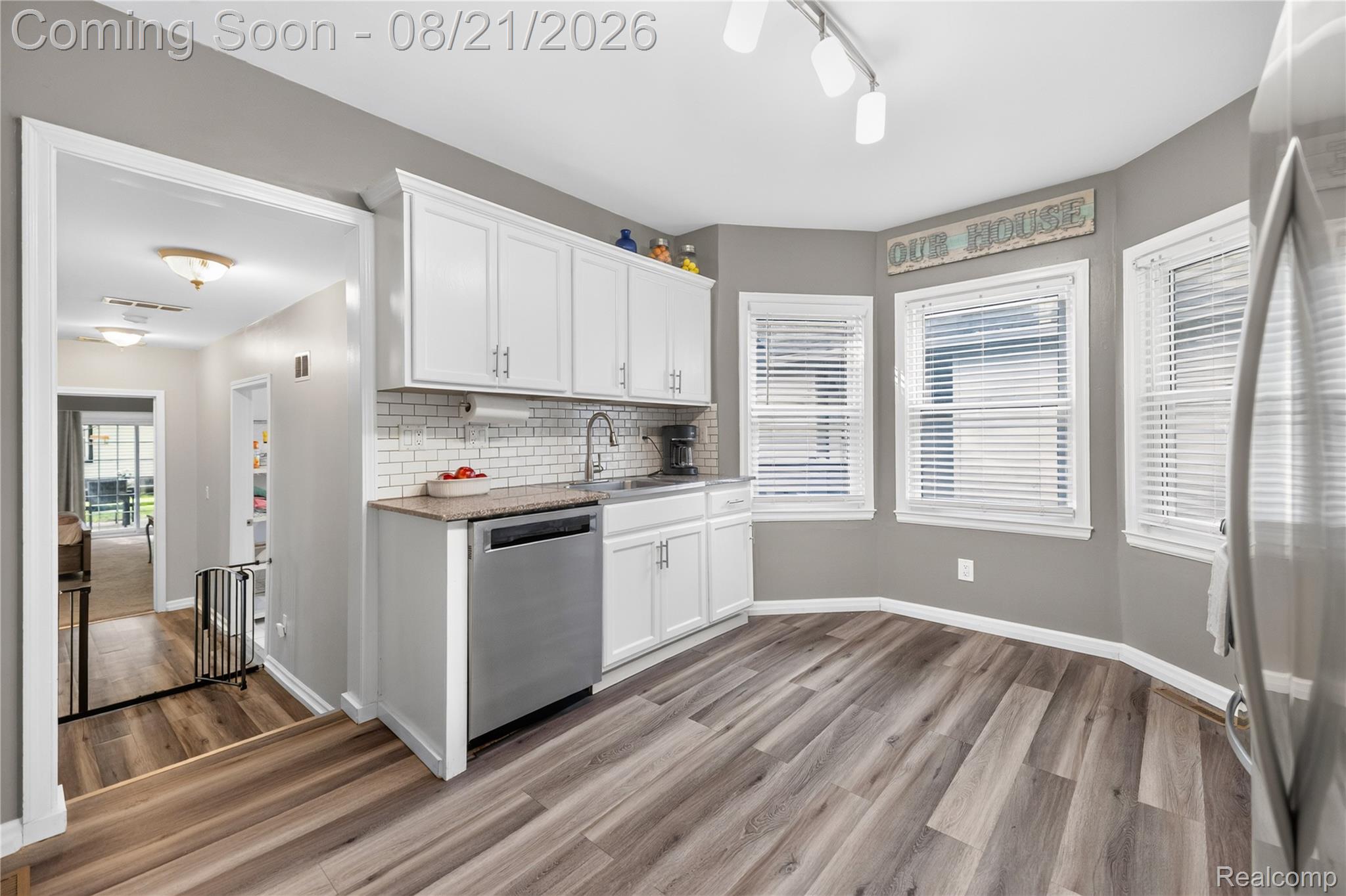 25478 6th Street Property Photo 14