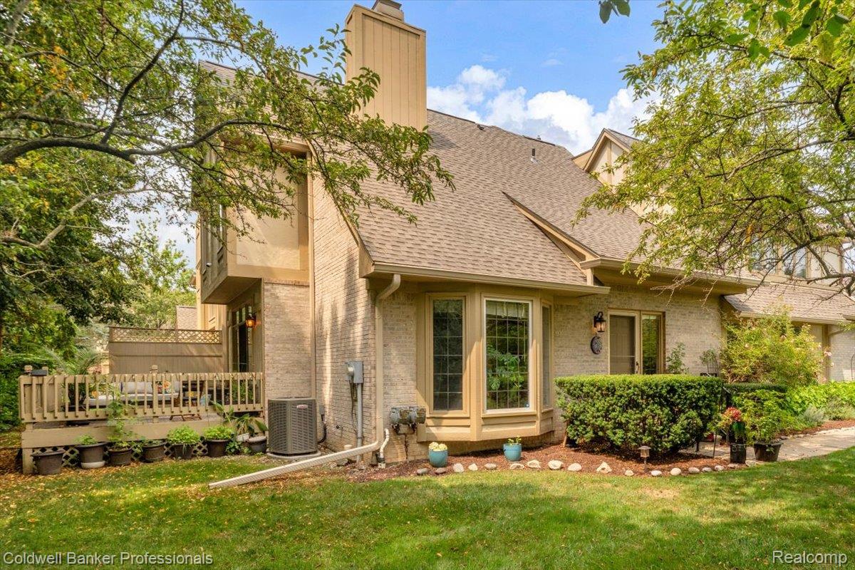 2736 Winter Garden Court Property Photo 3