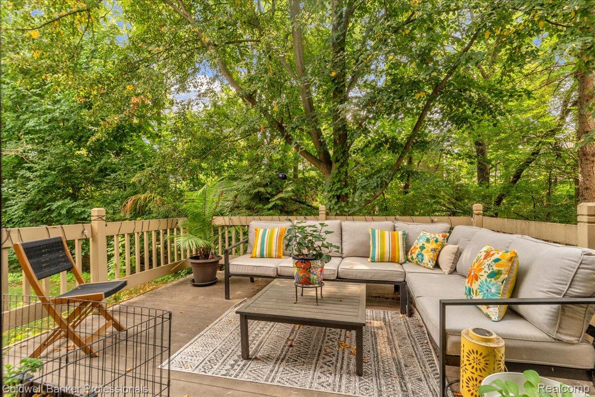 2736 Winter Garden Court Property Photo 34
