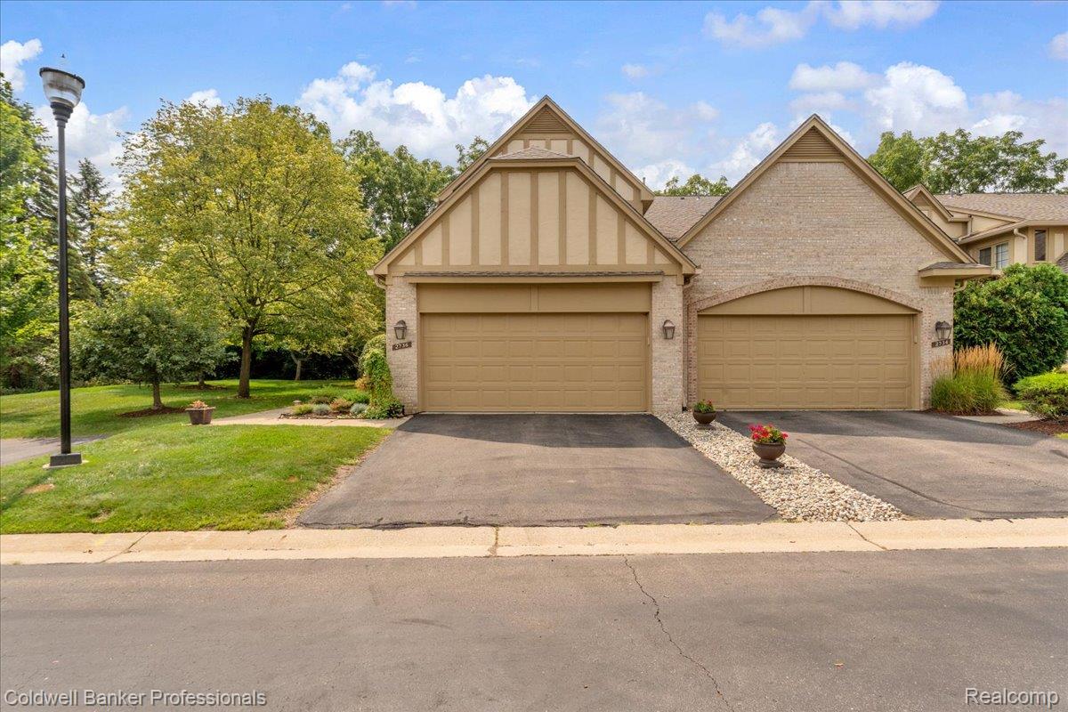 2736 Winter Garden Court Property Photo 36