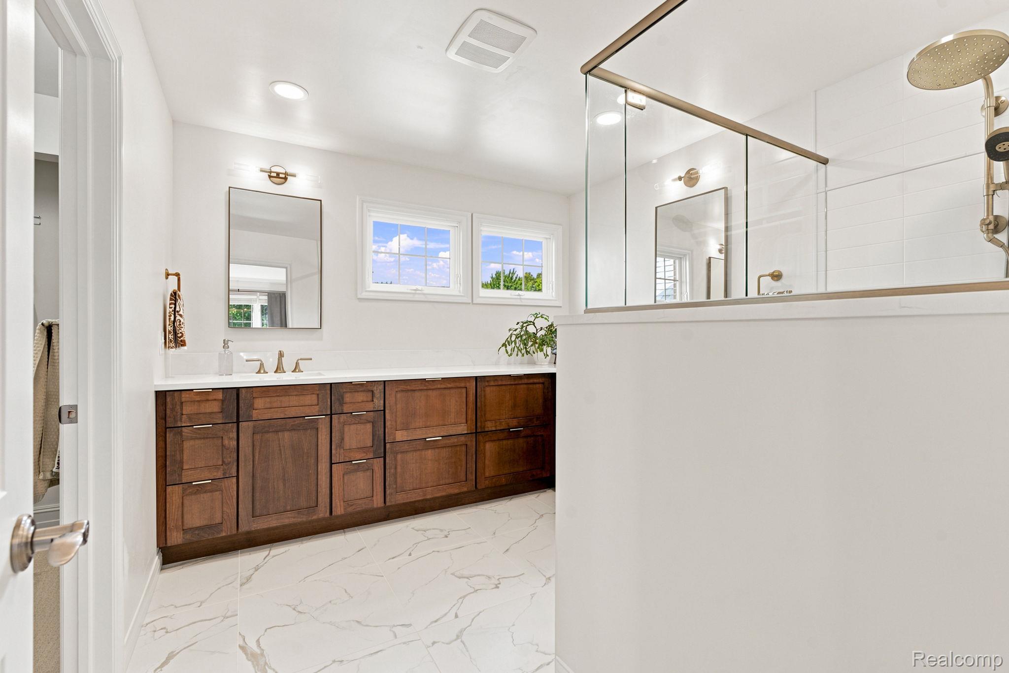 2253 Renee Drive Property Photo 35