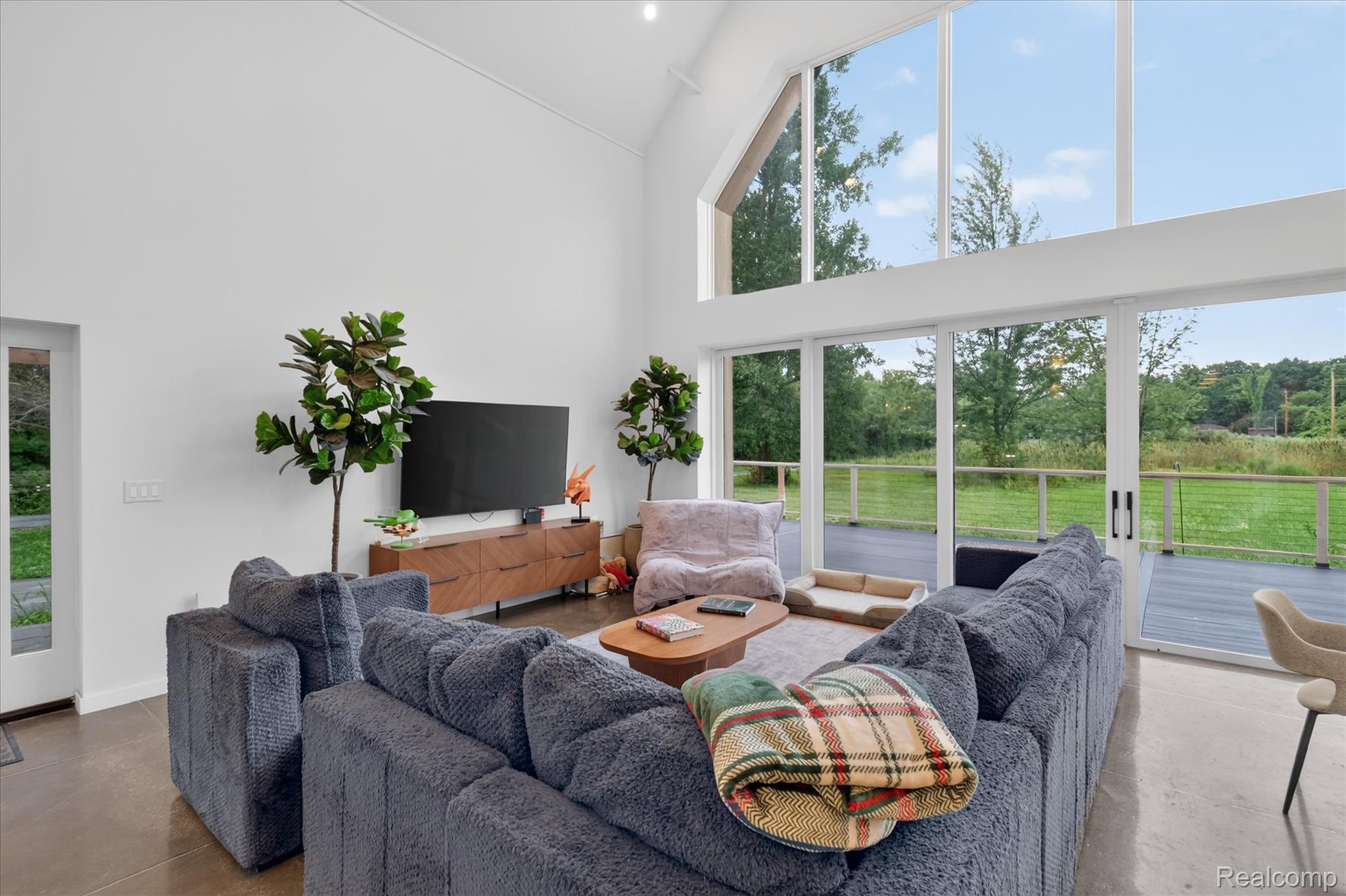 44336 Robson Road Property Photo 18