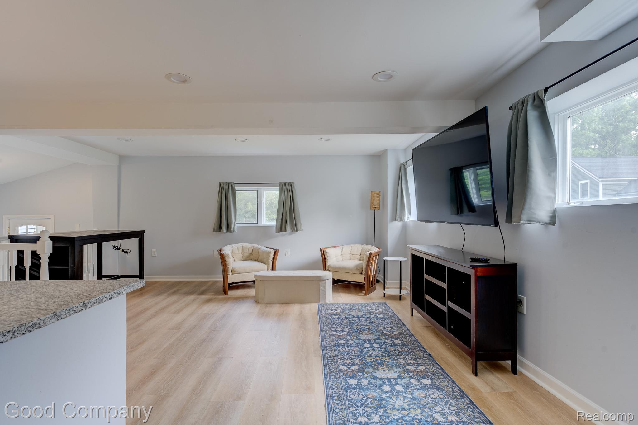 1269 Rochester Road Property Photo 7