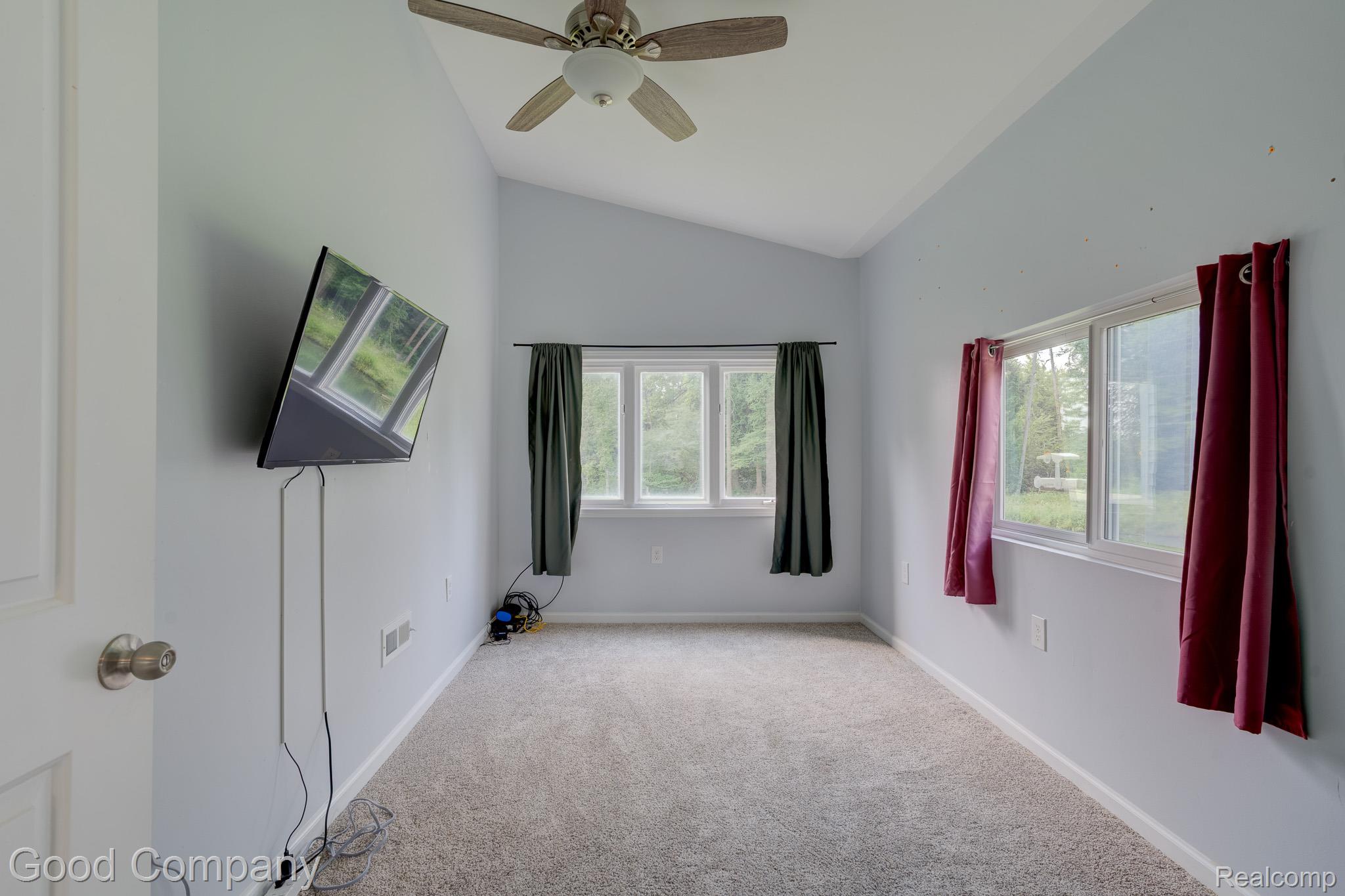 1269 Rochester Road Property Photo 18