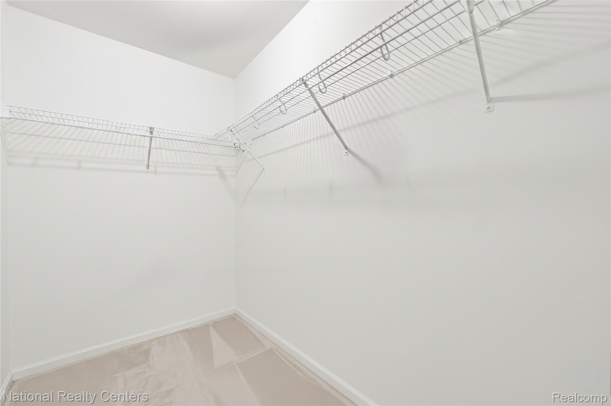 4048 Berkeley Avenue Property Photo 24