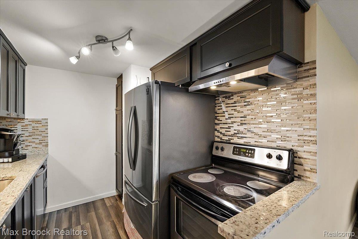 1300 E Lafayette Street 1509 Property Photo 13