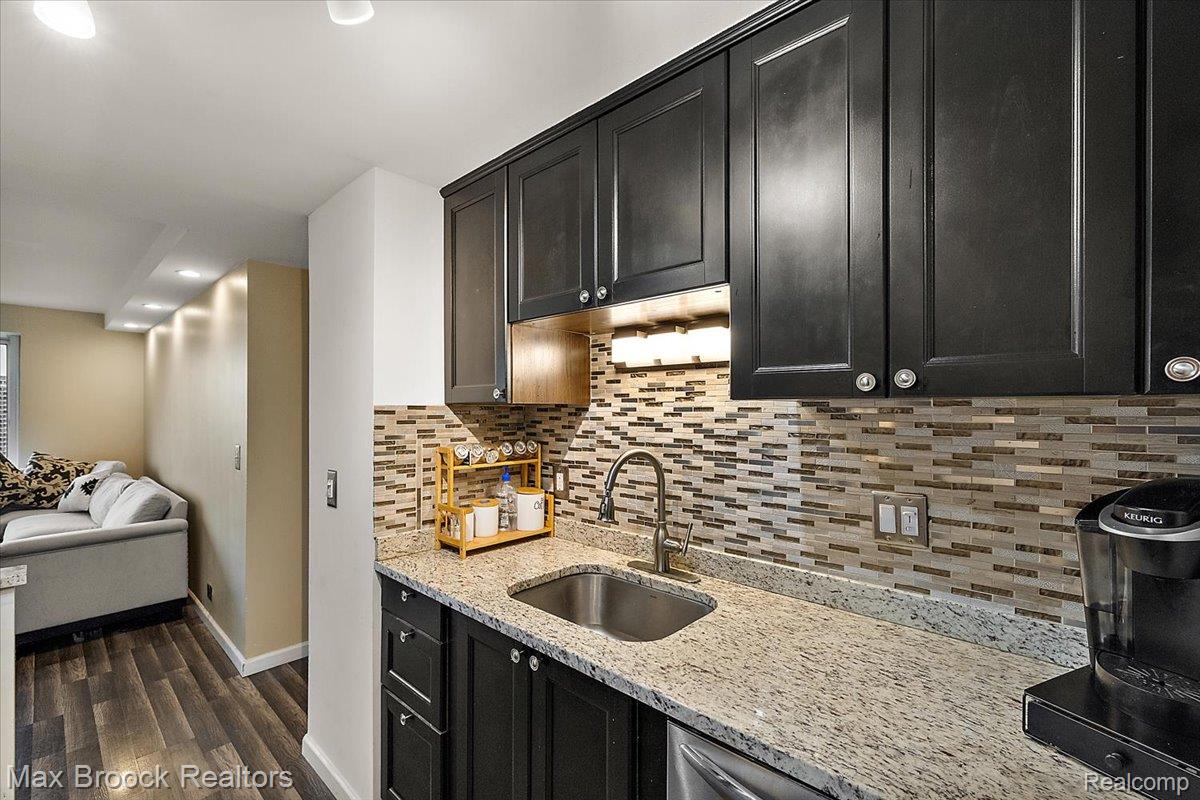 1300 E Lafayette Street 1509 Property Photo 14