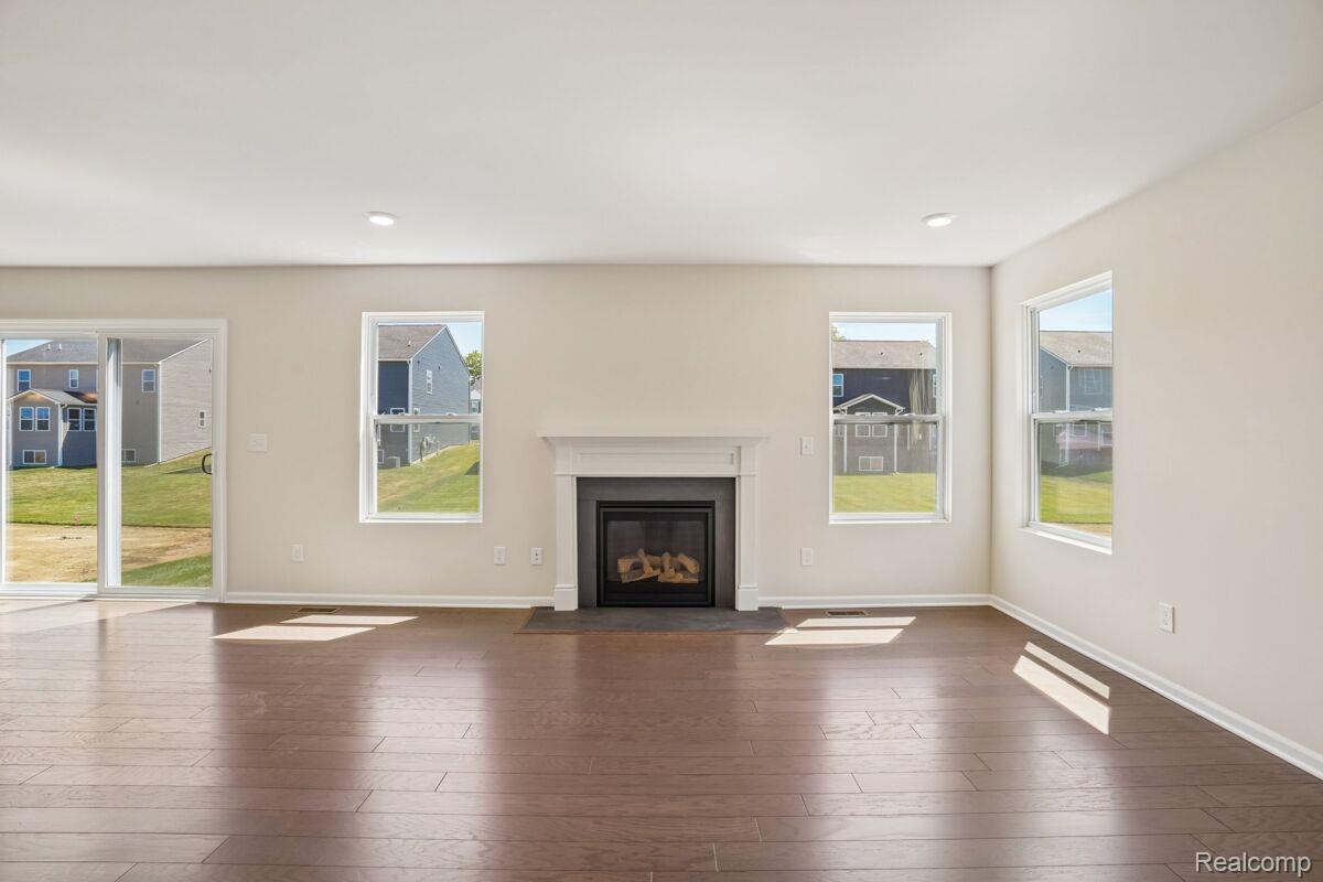 709 Whisperwood Way Property Photo 10