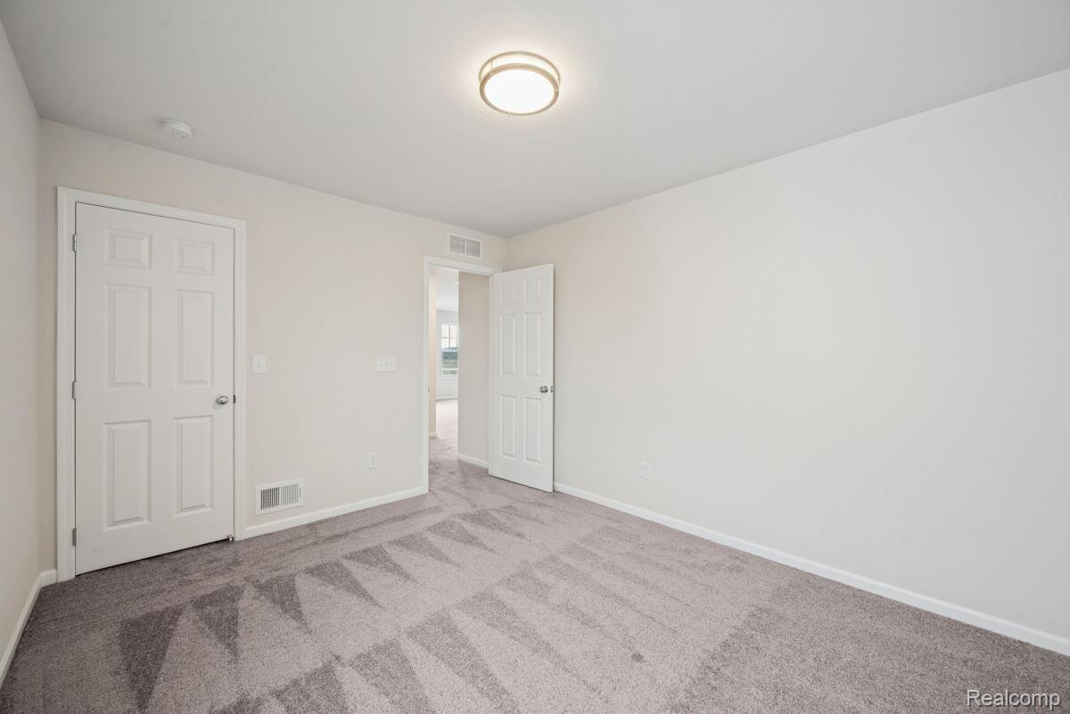 709 Whisperwood Way Property Photo 23