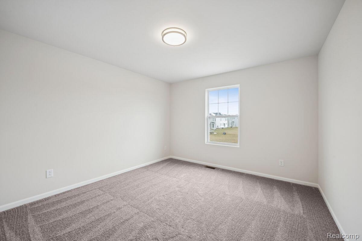 709 Whisperwood Way Property Photo 24