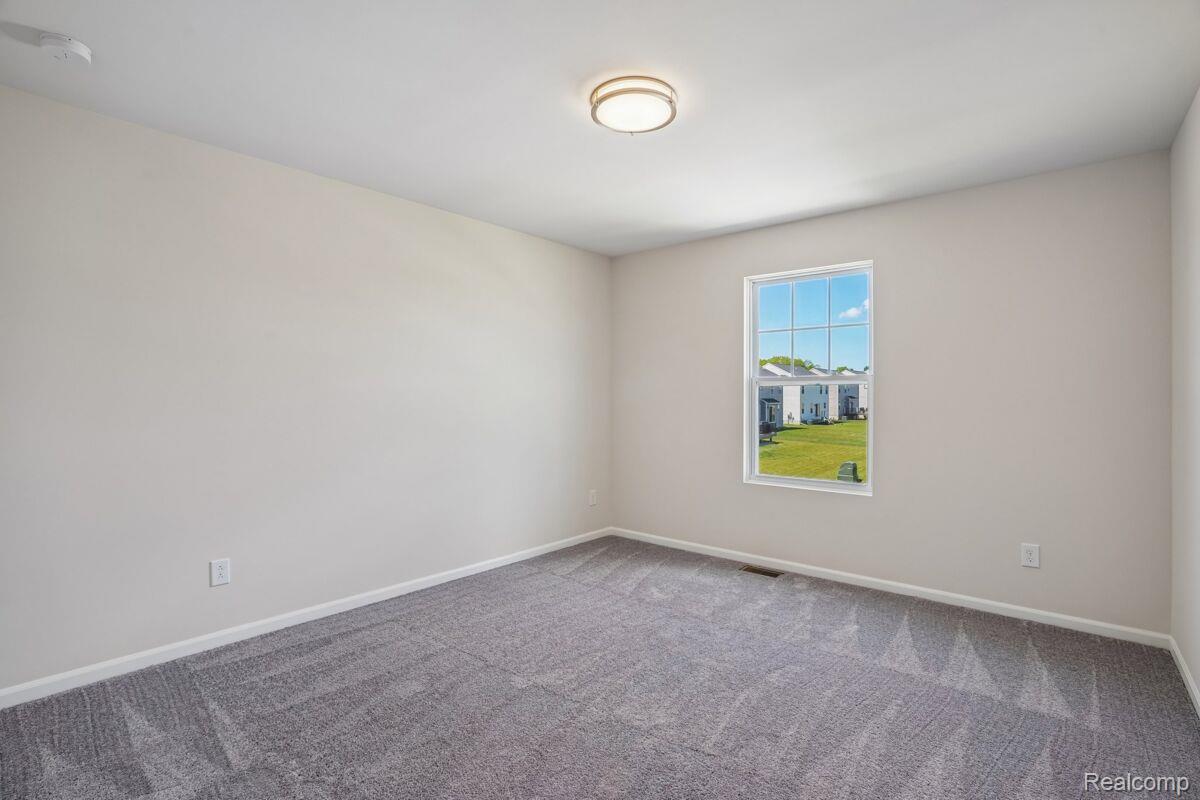 709 Whisperwood Way Property Photo 28