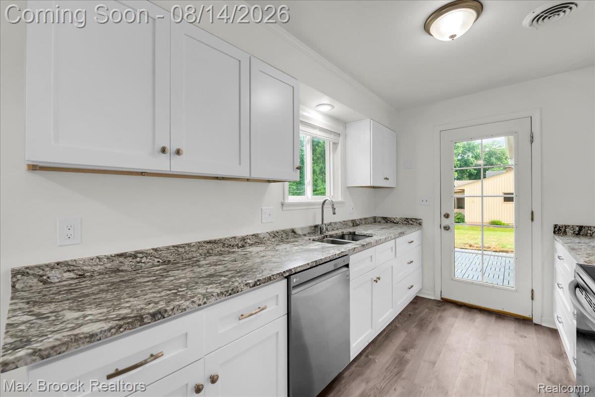 6695 W Dartmoor Road Property Photo 13
