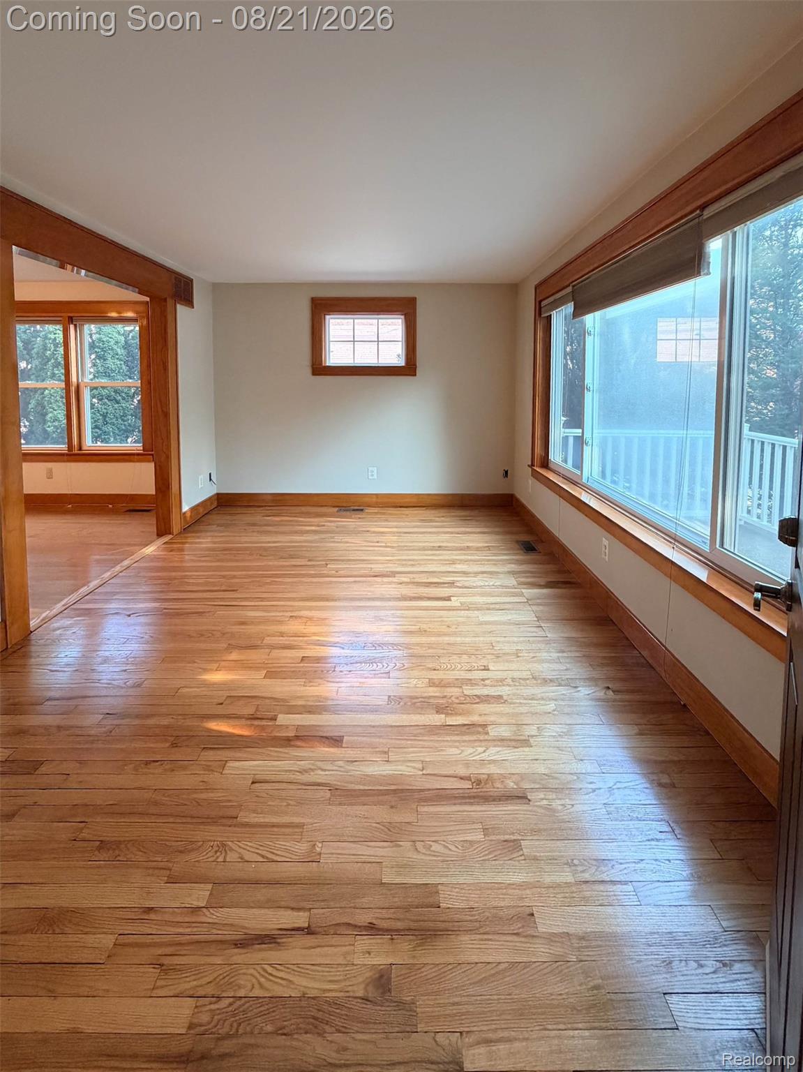 1261 S Birch Street Property Photo 5