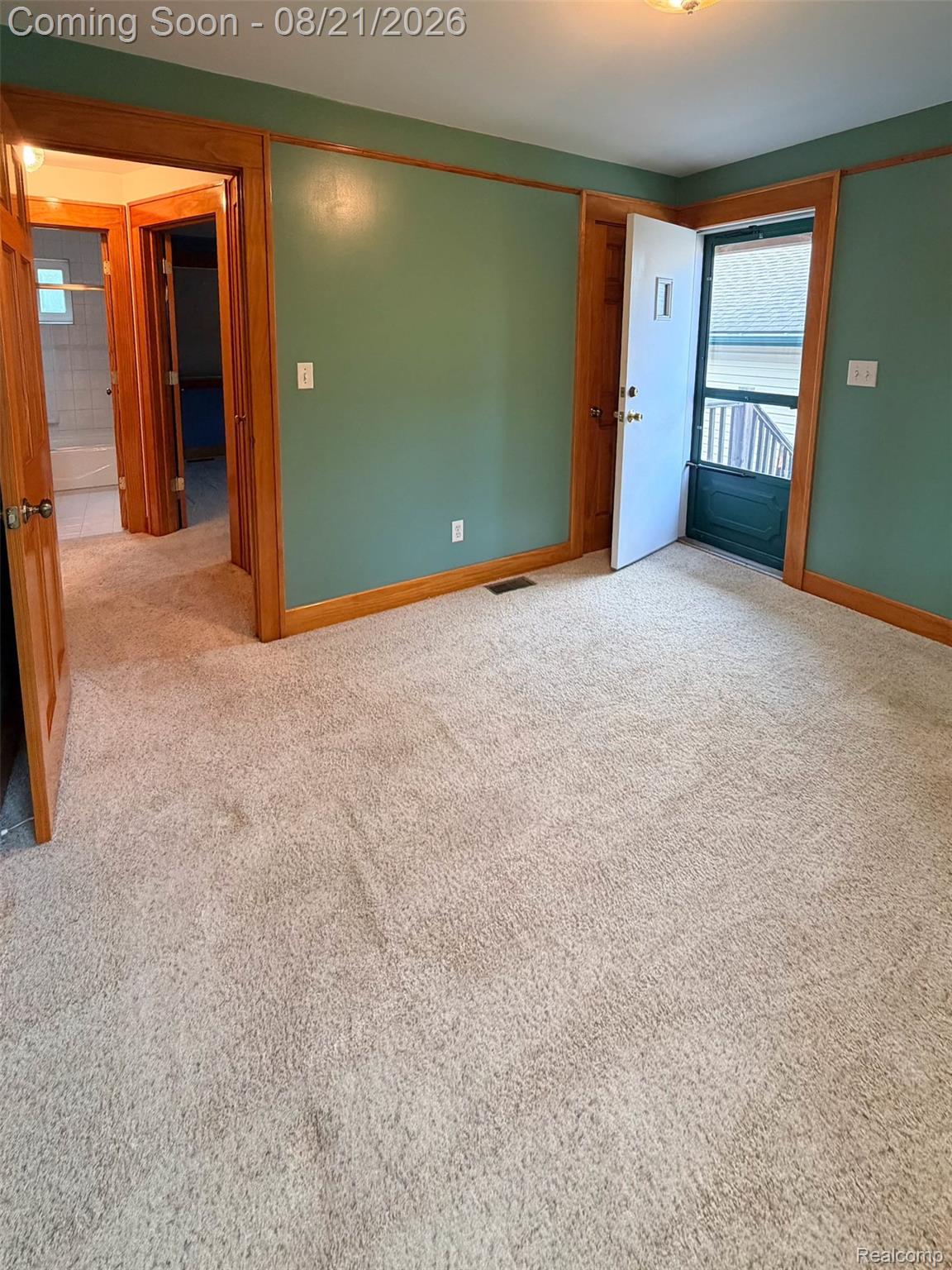 1261 S Birch Street Property Photo 17