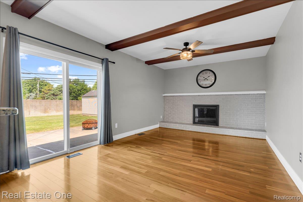 5063 Abington Drive Property Photo 11