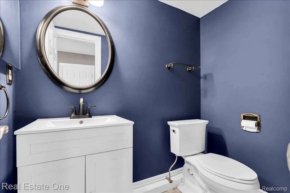 5063 Abington Drive Property Photo 12