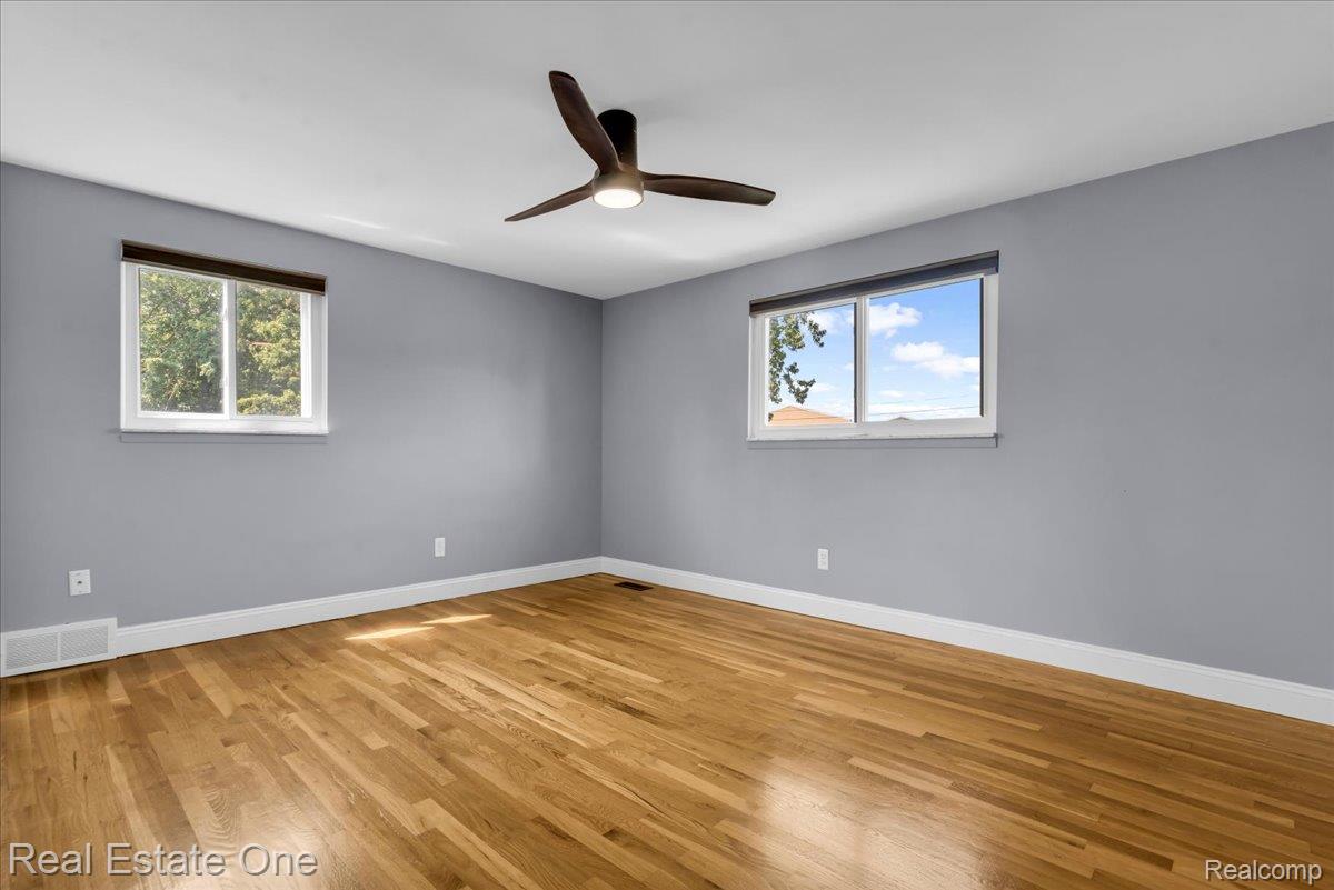 5063 Abington Drive Property Photo 15