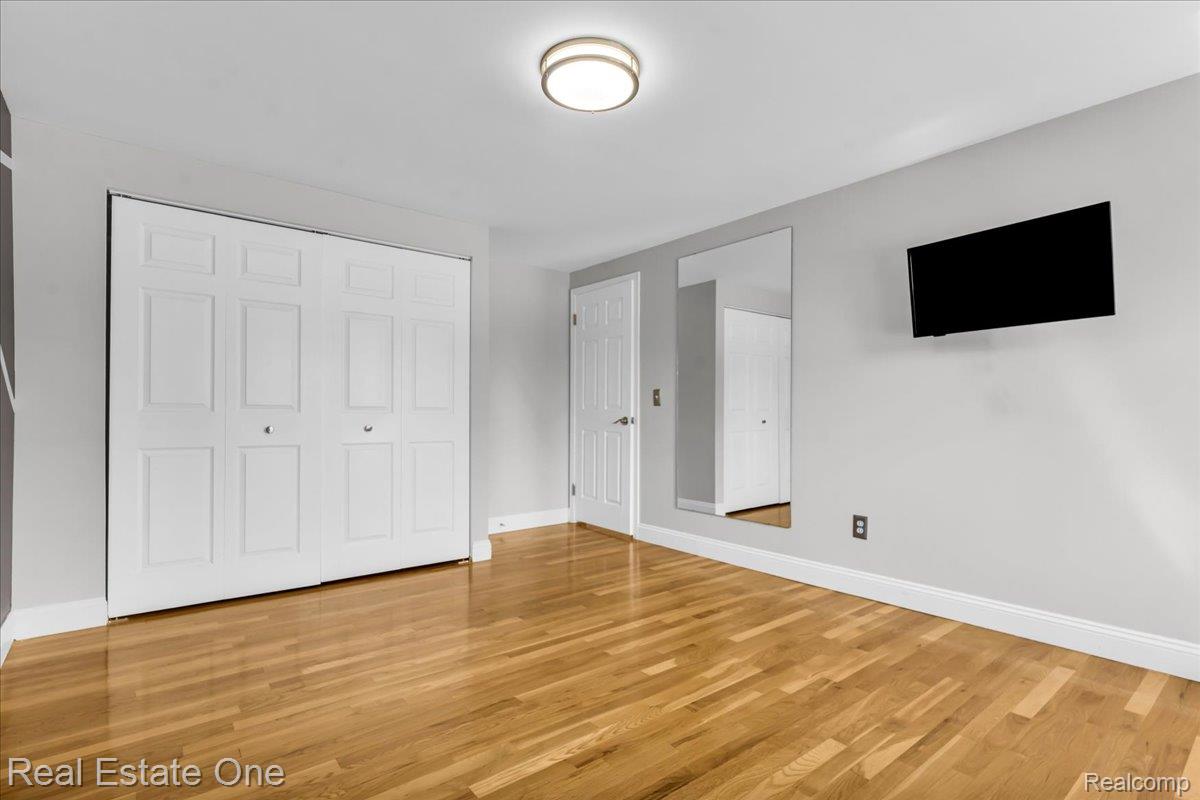 5063 Abington Drive Property Photo 20