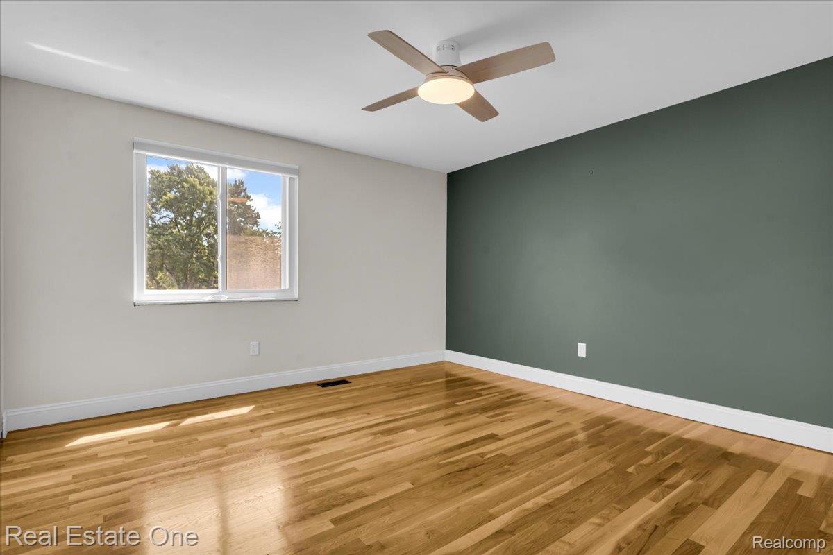 5063 Abington Drive Property Photo 22