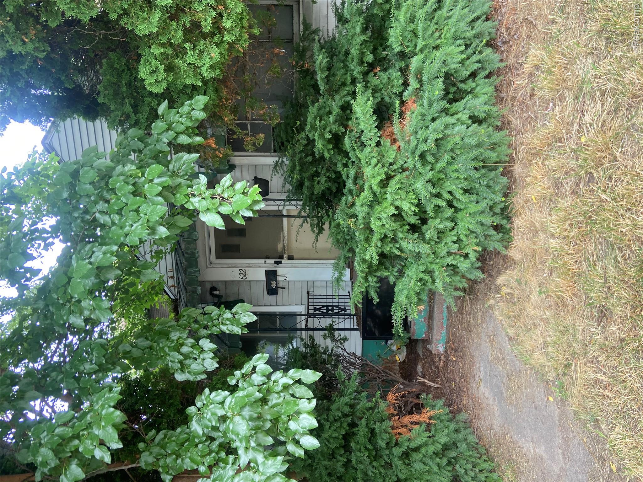 622 W Atherton Road Property Photo 1