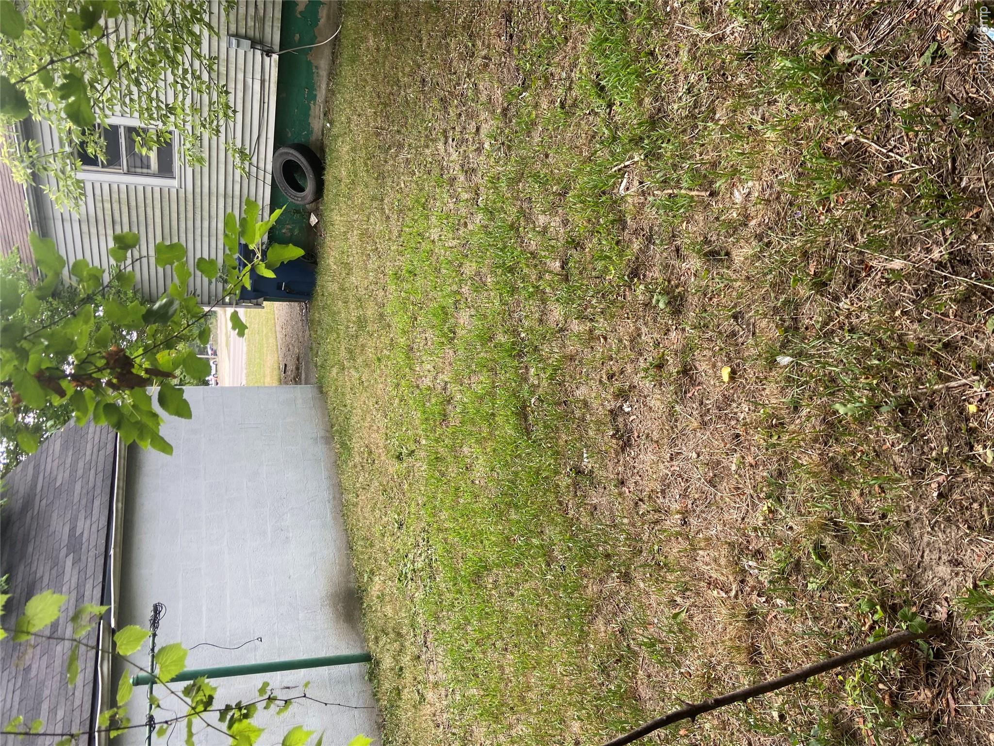 622 W Atherton Road Property Photo 4