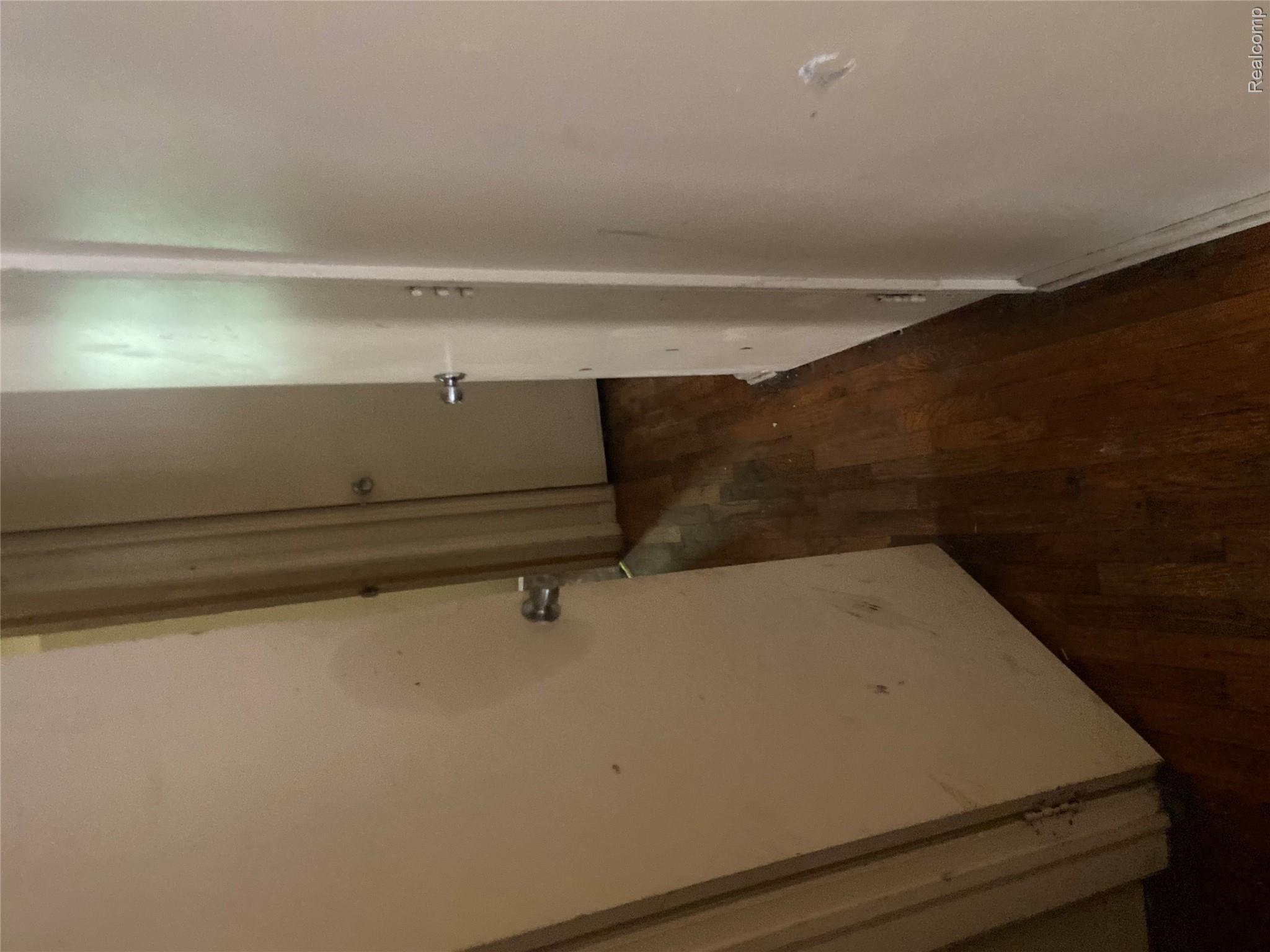 622 W Atherton Road Property Photo 8