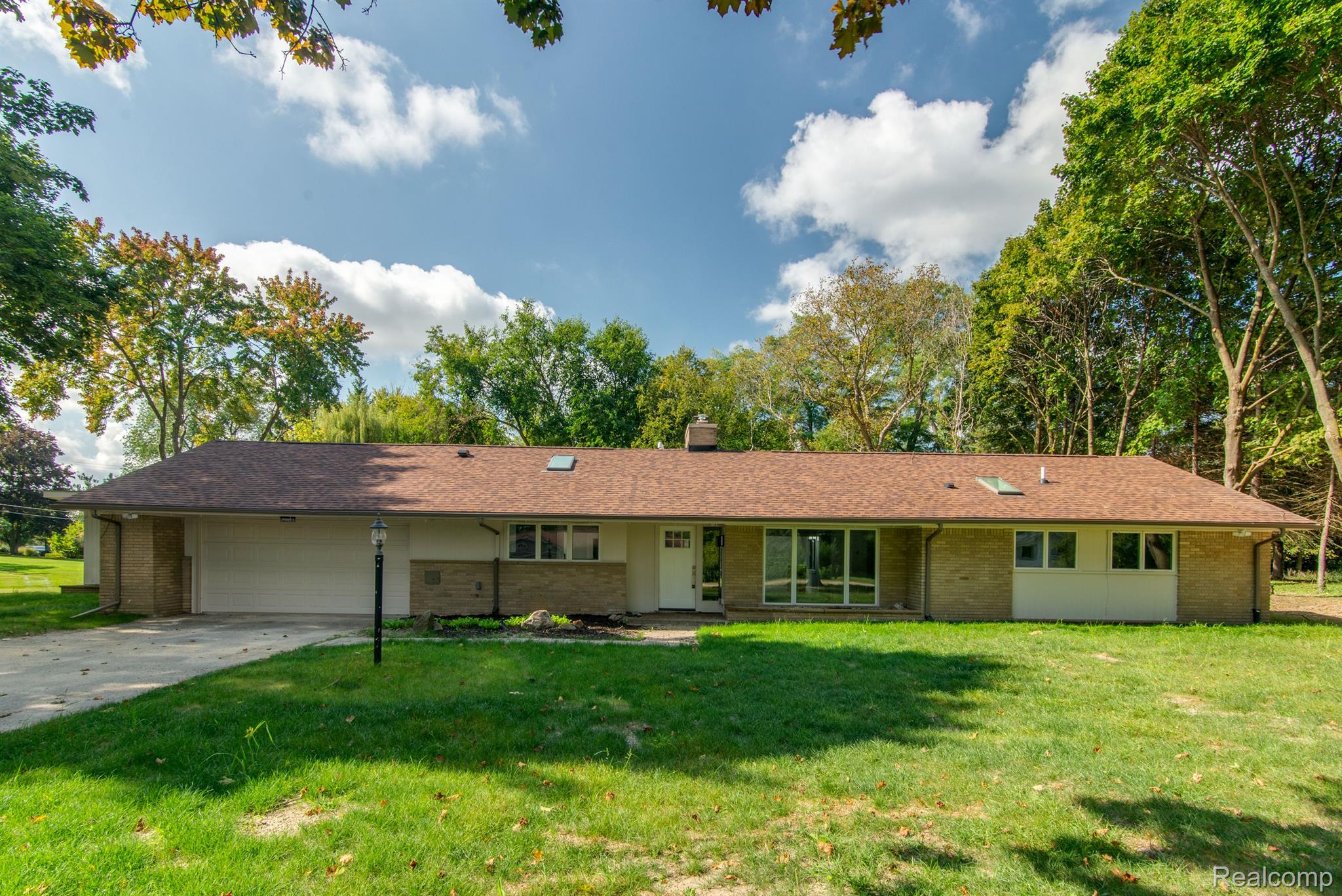 2800 Acorn Road Property Photo 2