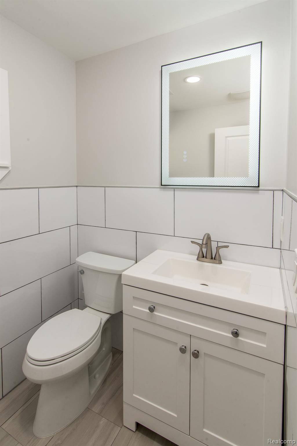 2800 Acorn Road Property Photo 13