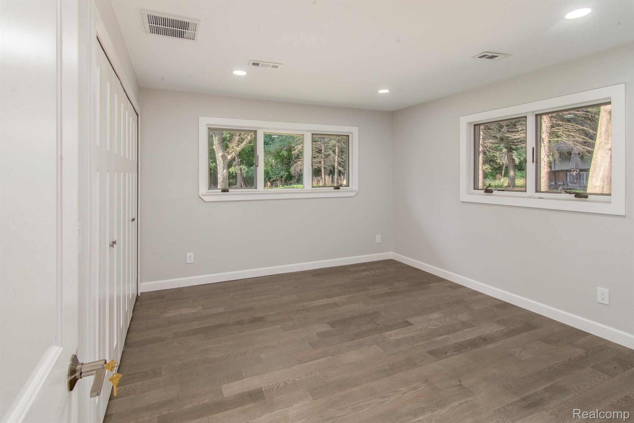 2800 Acorn Road Property Photo 14