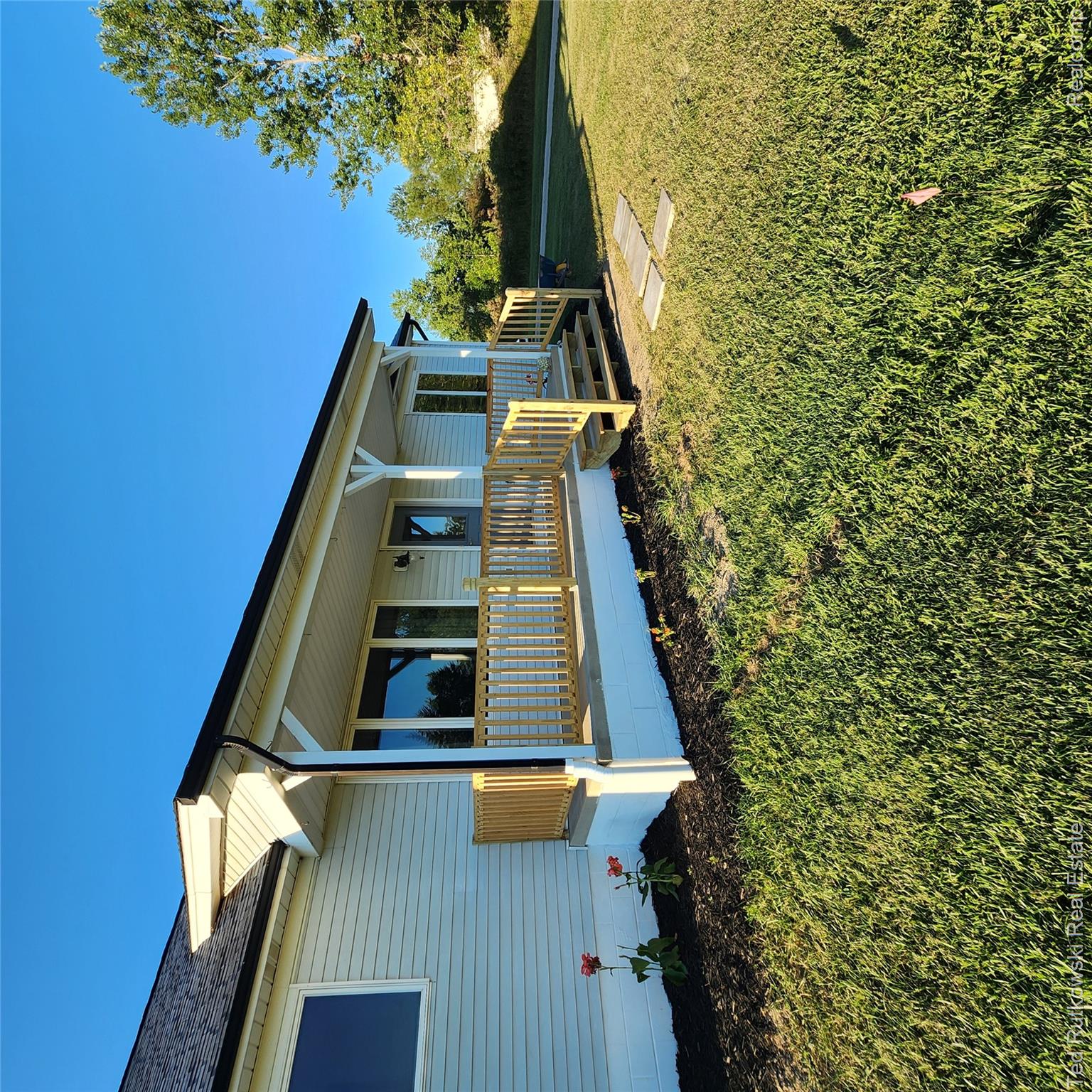 12350 Masters Road Property Photo 2