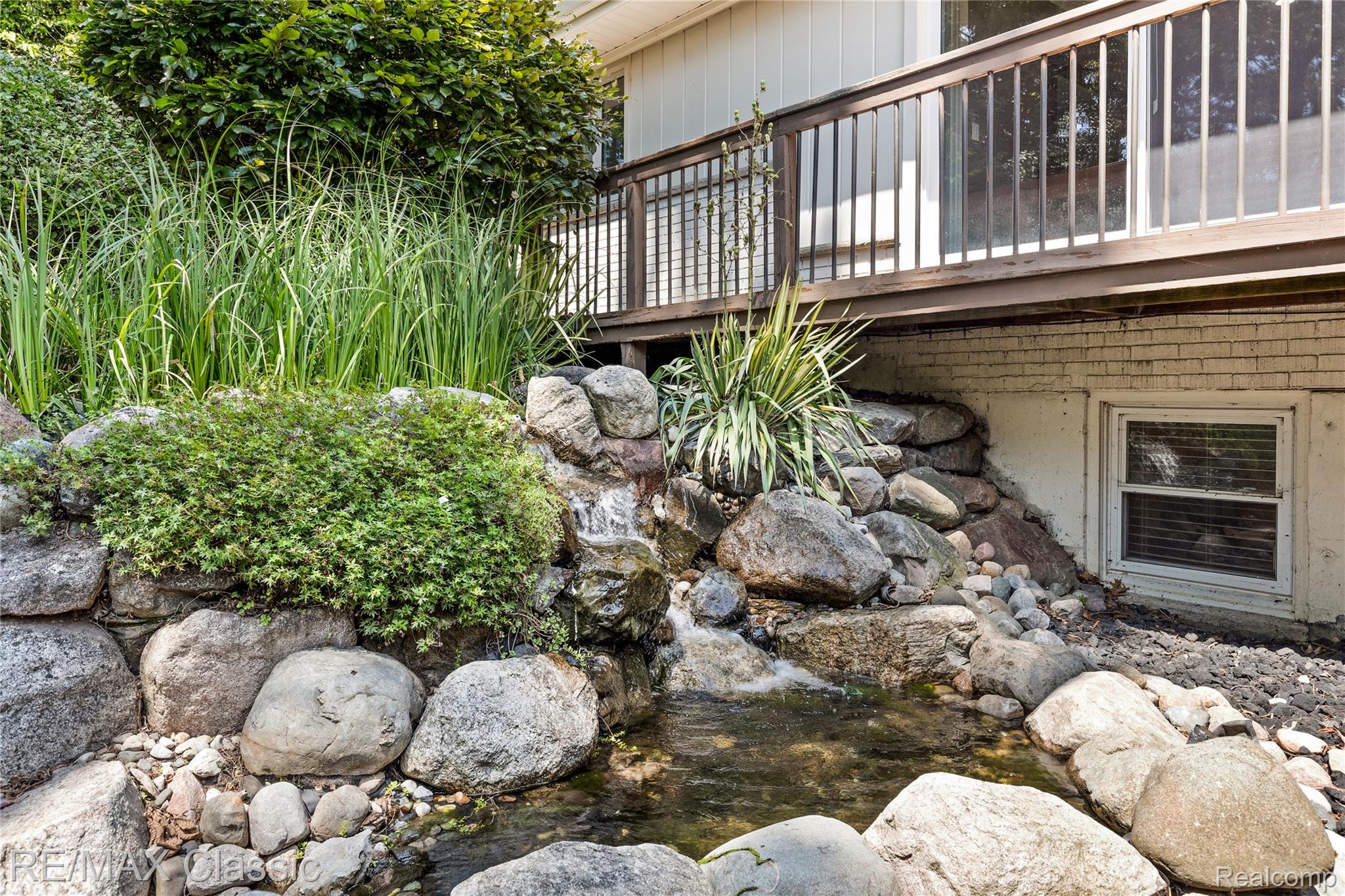 6600 Valley Spring Road Property Photo 5