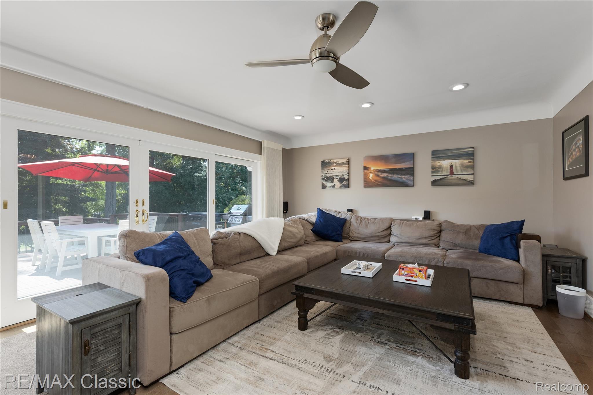 6600 Valley Spring Road Property Photo 7