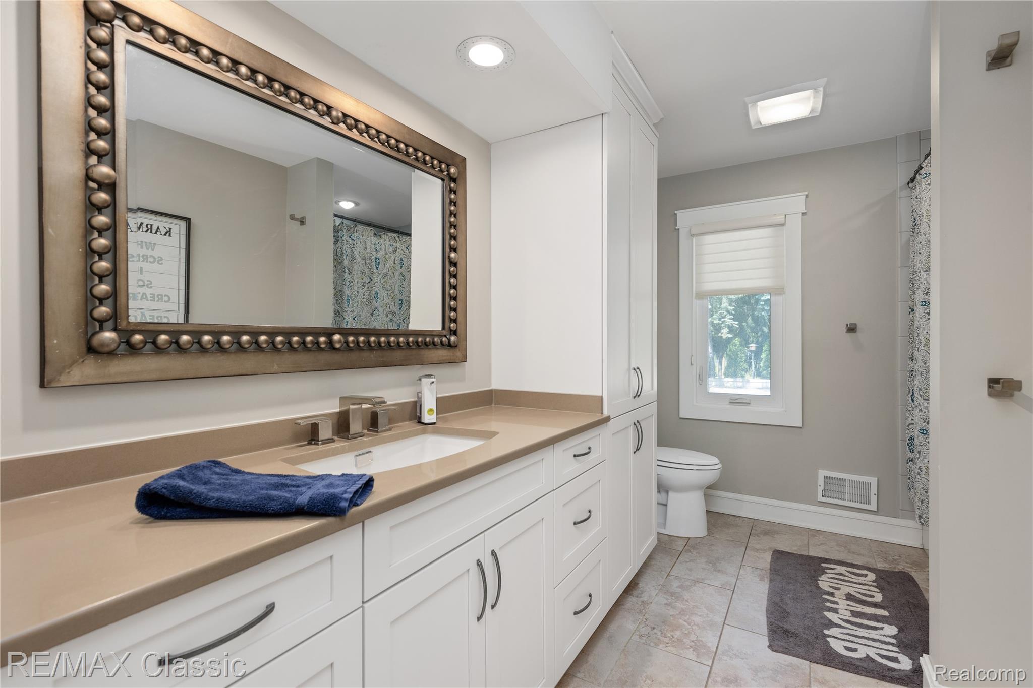 6600 Valley Spring Road Property Photo 24
