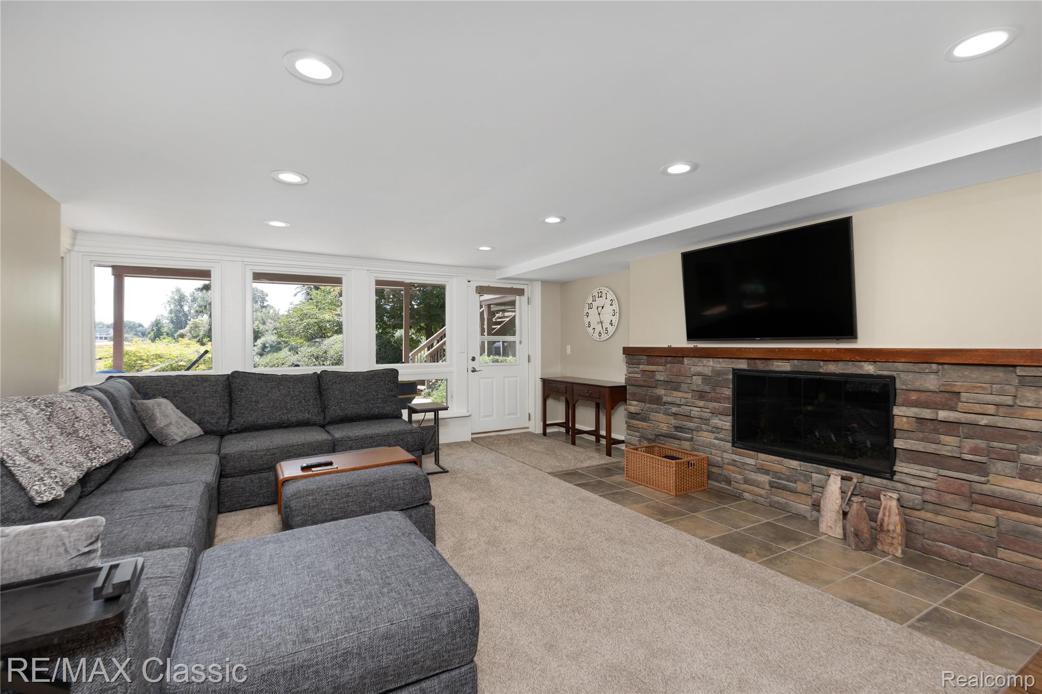 6600 Valley Spring Road Property Photo 35