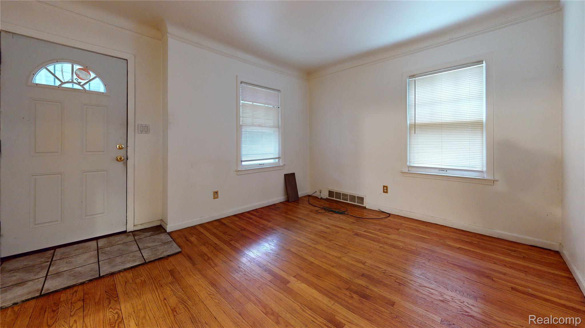 12108 Wayburn Street Property Photo 3