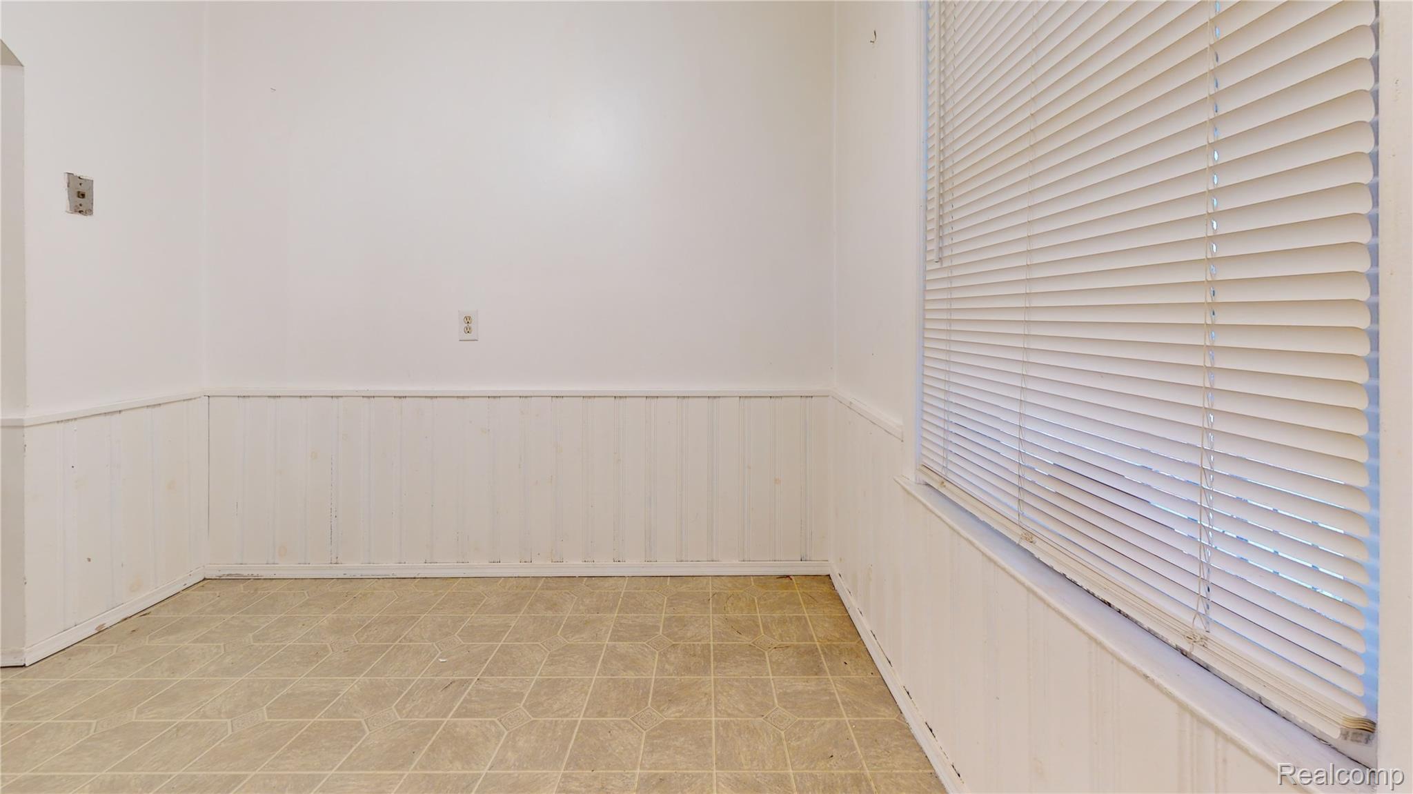 12108 Wayburn Street Property Photo 13